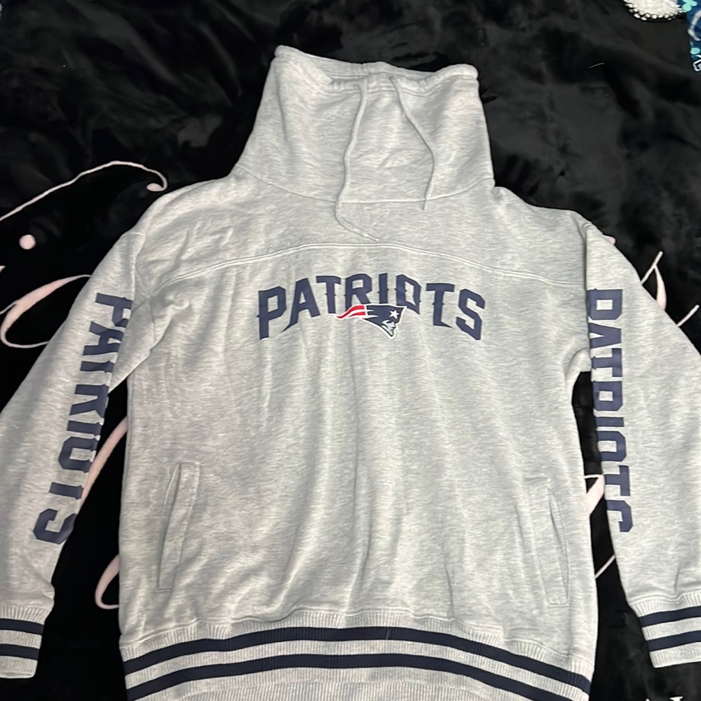 Patriots turtle neck sweatshirt